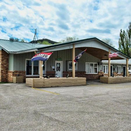 Deer Lodge Motel Sundance Eksteriør bilde