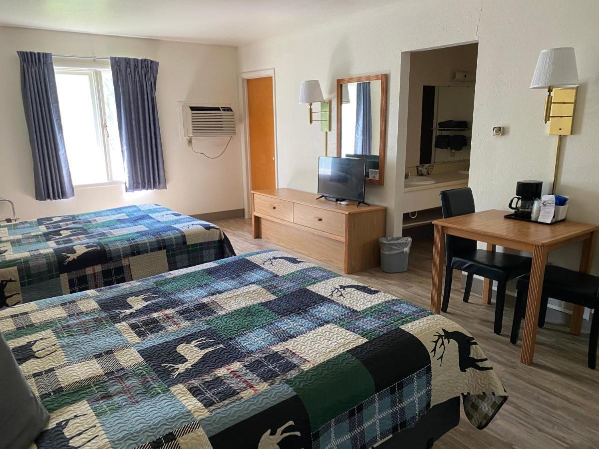 Deer Lodge Motel Sundance Eksteriør bilde