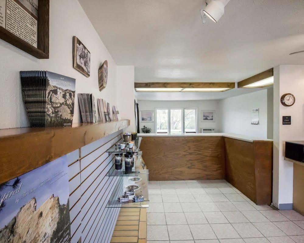 Deer Lodge Motel Sundance Eksteriør bilde